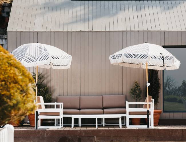 Комплект пластиковой мебели Mykonos XL белый, светло-коричневый