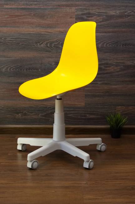 Кресло компьютерное Смузи белый/горчичный