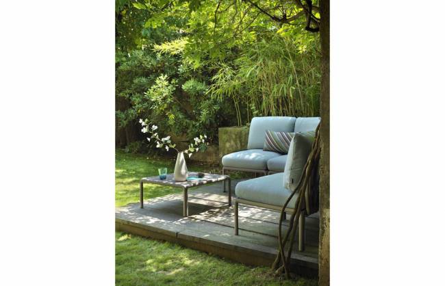 Столик пластиковый кофейный Komodo Tavolino тортора 700х700х325 мм