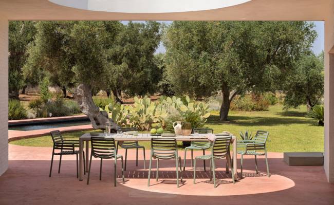 Стол пластиковый раздвижной Tevere 210 бежевый 2110-2750х1000х765 мм