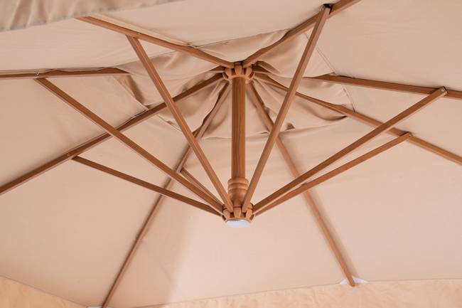 "Корсика" зонт уличный 3х3м на боковой алюминиевой опоре, цвет под дерево "Корсика" зонт уличный 3х3м на боковой алюминиевой опоре, цвет под дерево