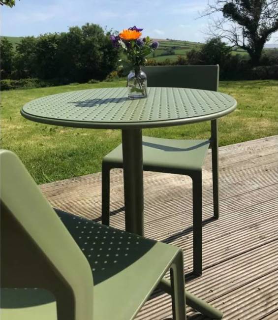 Стул пластиковый Trill Bistrot агава 500х515х825 мм