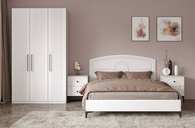 3-х дверный шкаф с кроватью на 1600 Валенсия и двумя тумбочками цвет белый шагрень 3-х дверный шкаф с кроватью на 1600 Валенсия и двумя тумбочками цвет белый шагрень