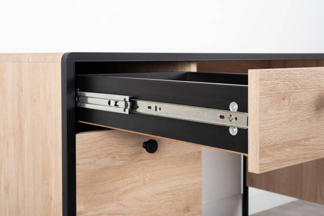 Два письменных стола Брюс цвет чёрный/Battle rock Santiago/столешница МДФ ель карпатская Два письменных стола Брюс цвет чёрный/Battle rock Santiago/столешница МДФ ель карпатская